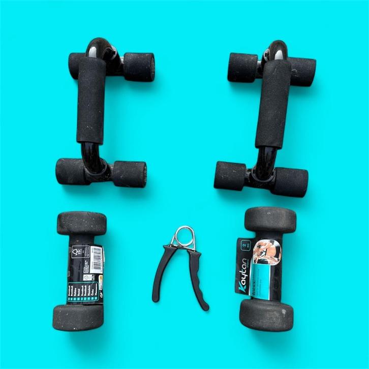 2 dumbbells (2 kg) + push-up steunen + handtrainer Set, Sport en Fitness, Fitnessmaterialen, Nieuw, Dumbbell, Armen, Borst, Buik