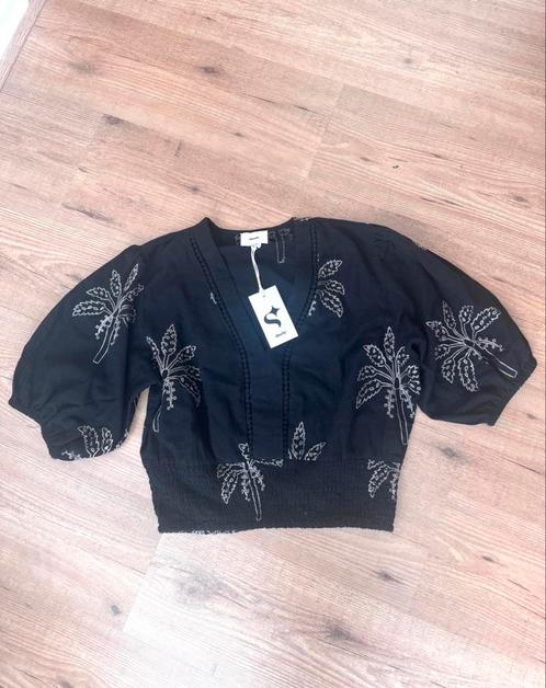 Shoeby Palm embroidery top maat M nieuw, Kleding | Dames, Tops, Nieuw, Maat 38/40 (M), Zwart, Korte mouw, Ophalen of Verzenden