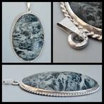 Antiek zilver,  forse hanger, natuursteen, zilveren montuur, Ophalen of Verzenden, Zilver, Hanger