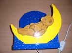 Beertje in Maan wandlamp, Huis en Inrichting, Lampen | Wandlampen, Ophalen of Verzenden, Gebruikt, Hout, Kinderkamer