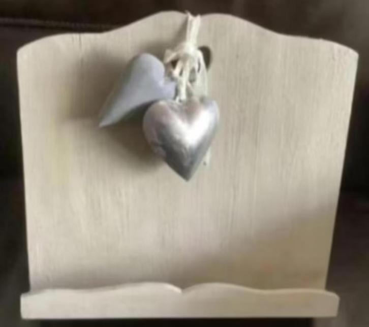 Kookboekenstandaard, boekenstandaard, boekensteun hartjes, Huis en Inrichting, Keuken | Keukenbenodigdheden, Zo goed als nieuw