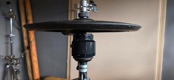 Roland VH-10 + Millenium Hi-Hat Pedaal beschikbaar voor biedingen