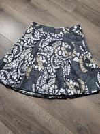 2 Damesrokjes, Kleding | Dames, Rokken, Ophalen of Verzenden, Zo goed als nieuw, Maat 38/40 (M), Beige