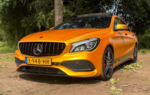 ✅ Mercedes CLA 200 VOL 7GDCT AMG PRESTIGE PANO HK NIGHTSFEER, Auto's, Mercedes-Benz, Particulier, Benzine, Sedan, Automaat, Zwart