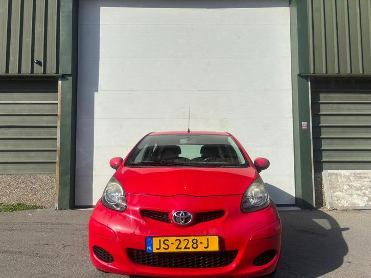 Toyota Aygo 1.0  AIRCO |  APK |, Auto's, Toyota, Bedrijf, Te koop, Aygo, ABS, Airconditioning, Elektrische ramen, Mistlampen, Radio