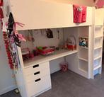Ikea Smastad hoogslaper + bureaustoel in goede staat, Kinderen en Baby's, Kinderkamer | Stapelbedden en Hoogslapers, Ophalen, Zo goed als nieuw
