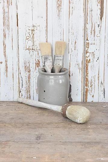 Oude kwast beschikbaar voor biedingen