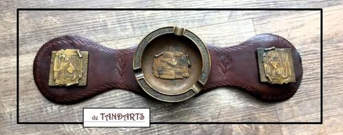 Leren armleuning messing asbak – 39 cm, Verzamelen, Rookartikelen, Aanstekers en Luciferdoosjes, Gebruikt, Asbak, Ophalen of Verzenden