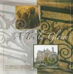 CD: A Toi la gloire - Samengesteld meisjeskoor o.l.v. Ria Ka, Ophalen of Verzenden, Zo goed als nieuw, Koren of Klassiek