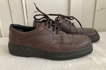 Maat 40 / Bruine veterschoenen met uitneembare zool beschikbaar voor biedingen