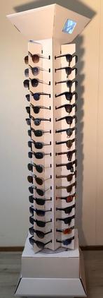 zonnebrillen display cardboard draaibaar - 68 zonnebrillen, Sieraden, Tassen en Uiterlijk, Overige Accessoires, Nieuw, Ophalen of Verzenden