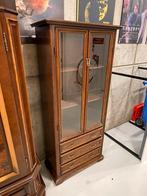 Prachtige houten antieke kast, Ophalen