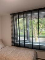 Te koop: 2 Zwarte jaloezieën 160x 180   100x180, Huis en Inrichting, Stoffering | Gordijnen en Lamellen, Ophalen, Zo goed als nieuw