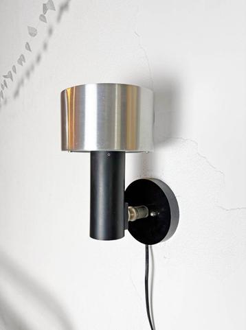 Vintage Raak Nico Kooy wandlamp model R-6 beschikbaar voor biedingen