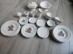 Wedgewood complete set 56st. Briar Rose, Servies set, Antiek en Kunst, Antiek | Servies compleet, Ophalen