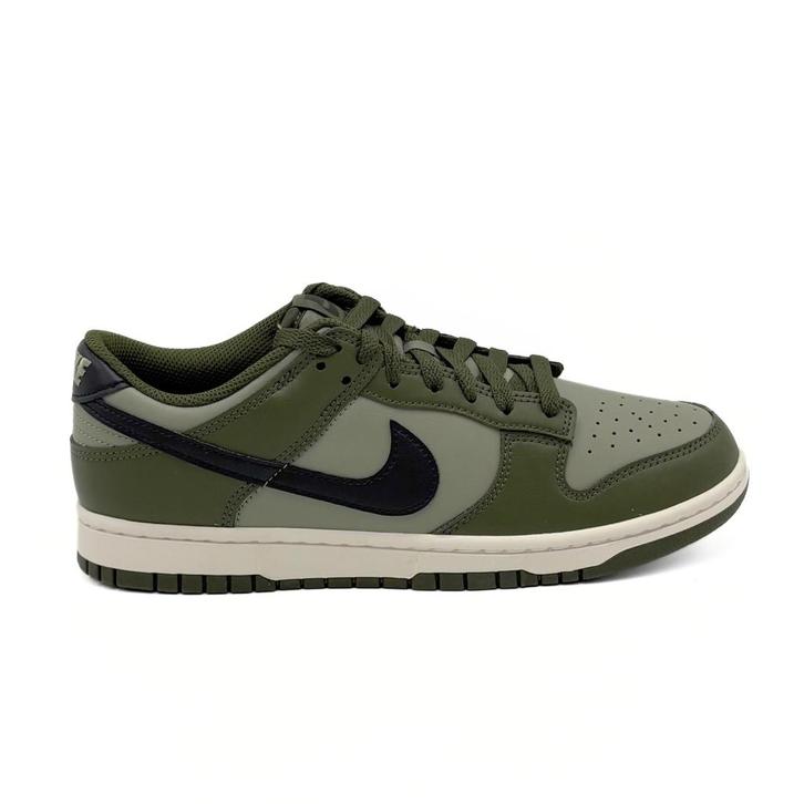 Nike Dunk Low Retro (Light Army), Kleding | Heren, Schoenen, Nieuw, Sneakers of Gympen, Overige kleuren, Ophalen of Verzenden