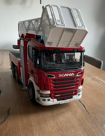 Scania Bruder Vrachtwagen Super 560R beschikbaar voor biedingen