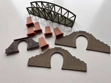 Brug + pijlers + tunnelscherm HO spoor beschikbaar voor biedingen