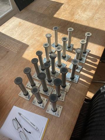 Ikea verstelbare Pootjes - nog 9 stuks - capita beschikbaar voor biedingen