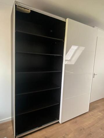 Ikea pax kledingkast 200x238x66cm *hoogglans schuifdeuren* - afbeelding 3