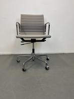 3x Vitra Eames EA 117 Bureaustoel Grijs Hopsak - Chroom, Huis en Inrichting, Bureaustoelen, Niet ingevuld, Beige, Niet ingevuld