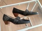 Grijze schoenen met hakje - maat 40, Ophalen, Zo goed als nieuw, Grijs, Schoenen met lage hakken