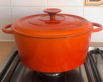 Gietijzeren pan Nomar (Staub) rond 24 cm gevlamd oranje beschikbaar voor biedingen
