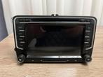 Te Koop VW Touran Autoradio Met CD. Bluetooth, Auto diversen, Autoradio's, Ophalen of Verzenden, Zo goed als nieuw
