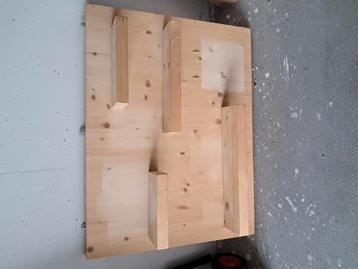 Houten wandbord beschikbaar voor biedingen