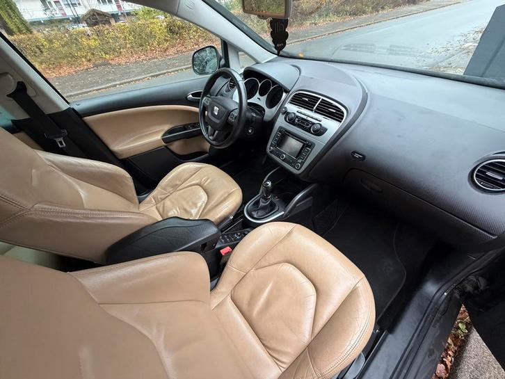 Seat Altea XL 1.2 TSI 2010 Motor defect, Auto's, Seat, Particulier, Altea XL, Benzine, A, MPV, Handgeschakeld, Origineel Nederlands