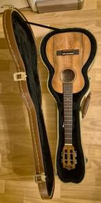 Leho LHUT-MG Tenor Ukulele in nieuwstaat., Ophalen of Verzenden, Zo goed als nieuw, Overige typen, Met koffer