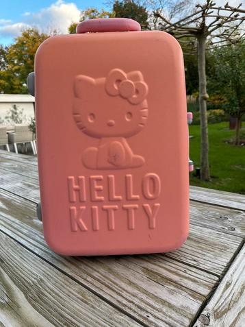 Reiskoffer Pink Hello Kitty beschikbaar voor biedingen