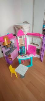 inklapbaar barbiehuis keuken met bar, Kinderen en Baby's, Speelgoed | Poppenhuizen, Ophalen of Verzenden, Toebehoren