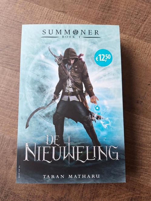 De nieuweling door Taran Matharu, Boeken, Fantasy, Ophalen of Verzenden