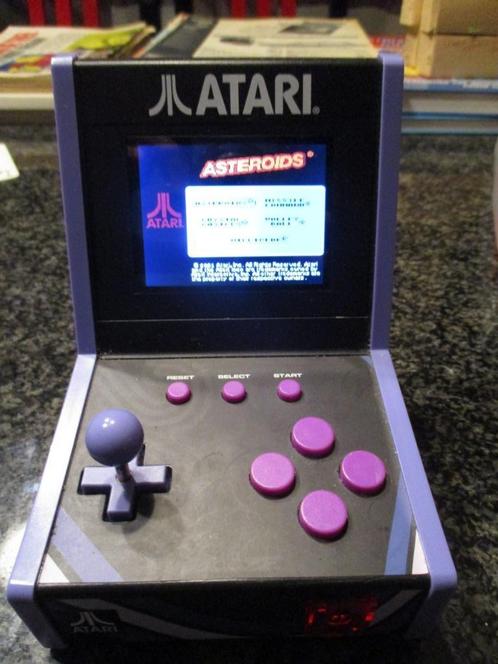 Atari computers spel console met 5 spellen, Spelcomputers en Games, Spelcomputers | Atari, Zo goed als nieuw, Overige modellen