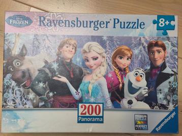 Frozen puzzel 200 stukjes beschikbaar voor biedingen