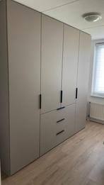 Zo goed als nieuwe Kledingkast - Taupe - Gedemonteerd, Ophalen, Overige materialen, 200 cm of meer, Zo goed als nieuw