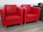 Set van 2 Montèl 'Parker'-stijl Rode Leren Fauteuil, Huis en Inrichting, Fauteuils, Ophalen, Gebruikt, 50 tot 75 cm, Leer