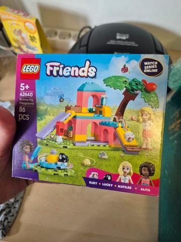 Nieuwe lego friends caviaspeeltuin set 42640  beschikbaar voor biedingen