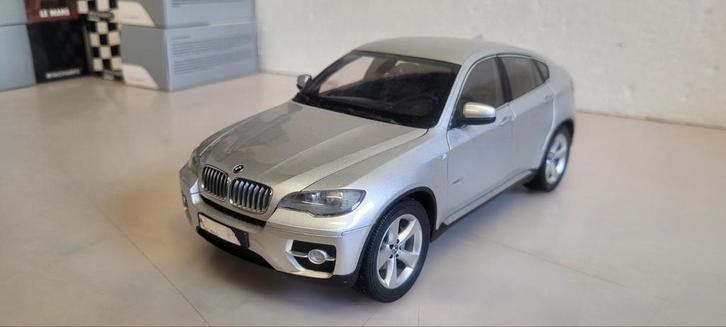 Kyosho BMW X6, Hobby en Vrije tijd, Modelauto's | 1:18, Zo goed als nieuw, Auto, Kyosho, Ophalen of Verzenden