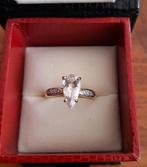 9 karaat gouden ring met moganite, 18 tot 19, Verzenden, Zo goed als nieuw, Dame