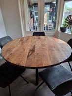Ronde mangohouten tafel met zwarte metalen poot, Huis en Inrichting, Ophalen, Rond, Zo goed als nieuw, Vijf personen of meer