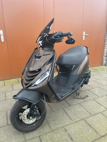 Piaggio zip 50cc full option iget beschikbaar voor biedingen