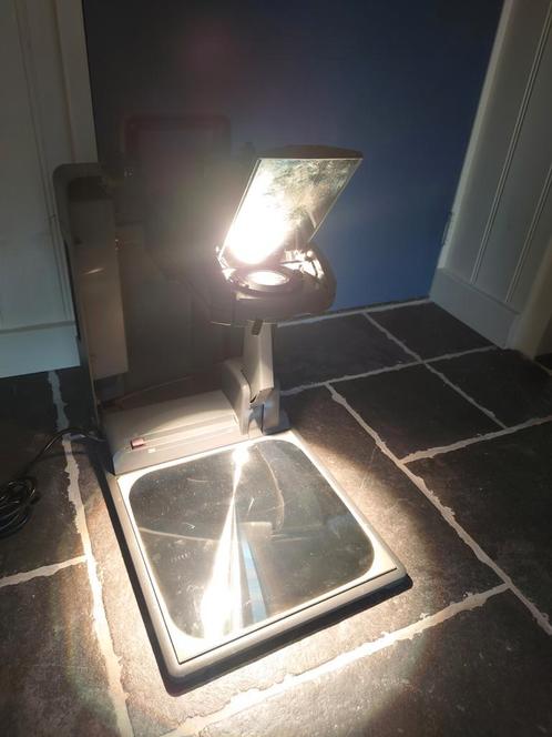 3M Portable Overhead-Projector draagbaar koffer model, zgan!, Audio, Tv en Foto, Beamers, Zo goed als nieuw, Overige technologieën