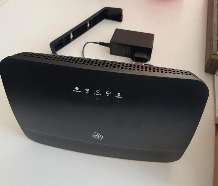 Z.g.a.n.: KPN WiFi Router Expertmia Box 12 set, Computers en Software, Routers en Modems, Nieuw, Router met modem, Ophalen of Verzenden