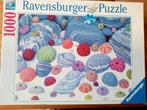 Ravensburger puzzel 1000 stukjes Vrolijk gekleurd strandgoed, Ophalen of Verzenden, 500 t/m 1500 stukjes, Zo goed als nieuw, Legpuzzel