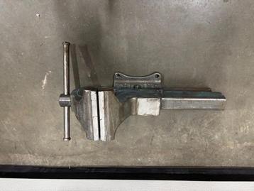 Heuer Bankschroef 150mm  beschikbaar voor biedingen