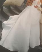 Merk Bridal Fashion, maat46. jurk met hoepel, Ophalen of Verzenden, Zo goed als nieuw, Trouwjurk