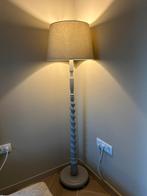 Mooie vloerlamp, Huis en Inrichting, Lampen | Vloerlampen, Ophalen, Gebruikt, Hout, 150 tot 200 cm