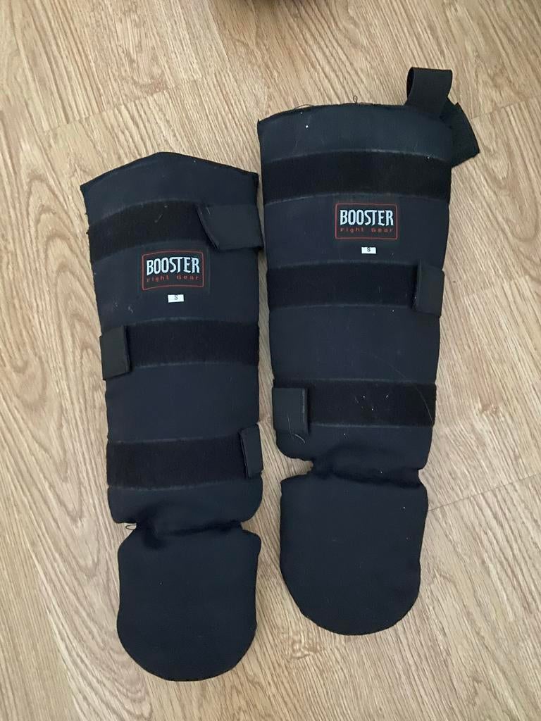 Kickboksscheenbeschermers - Booster Fight Gear - Maat S, Ophalen, Gebruikt, Overige, Vechtsportbescherming